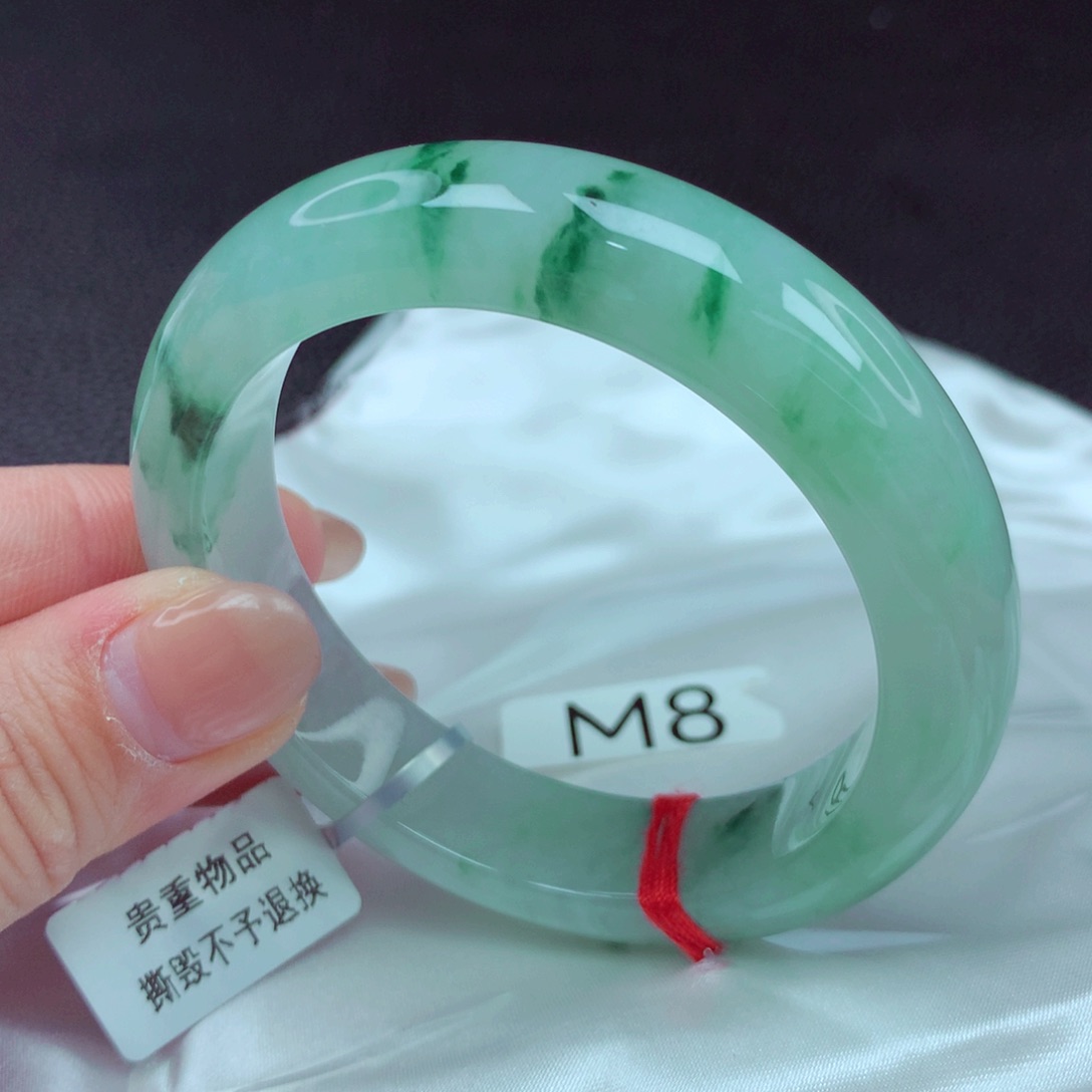 翡翠手镯未镶嵌手镯88