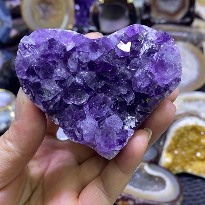 福利紫晶爱心未镶嵌水晶