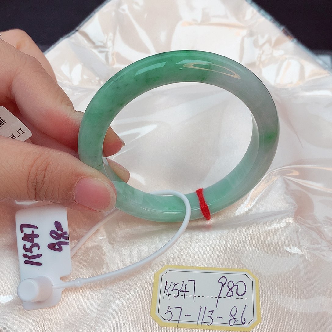 翡翠未镶嵌手镯缅甸翡翠