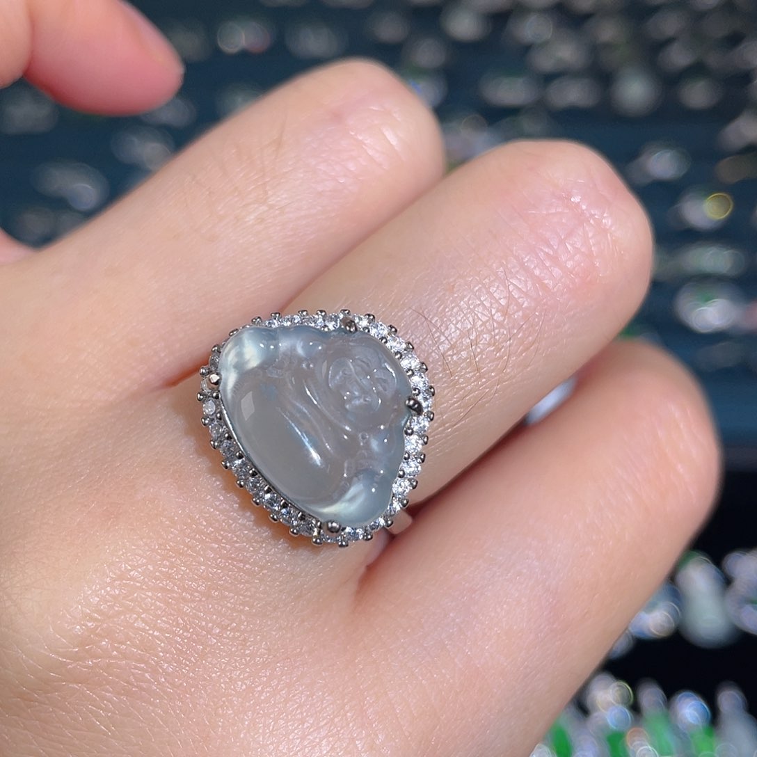 未镶嵌戒指翡翠戒指