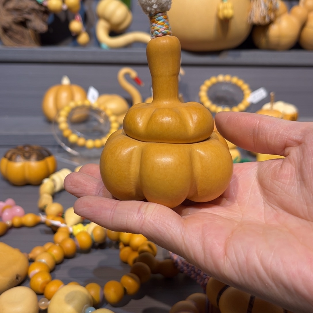 老***悠花墩差价。             