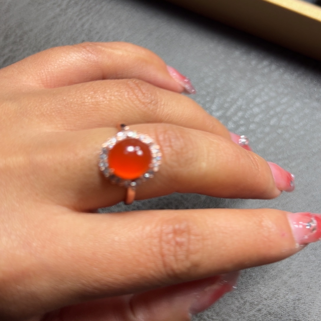南红玛瑙戒指未镶嵌