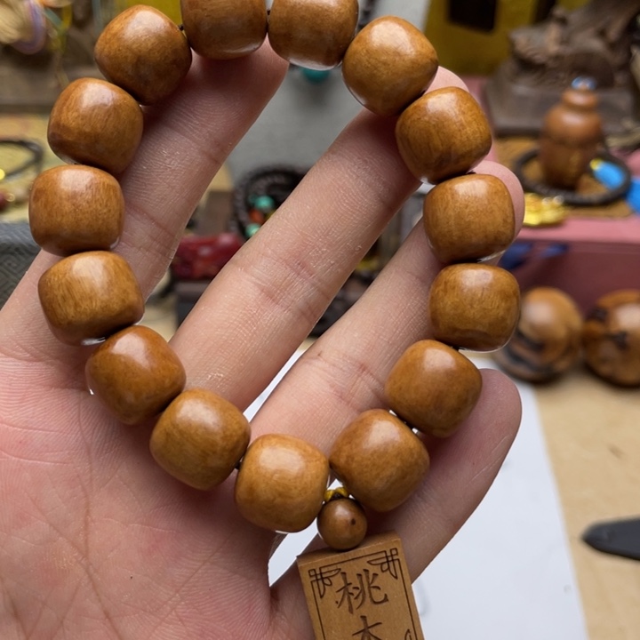 大叶紫檀（黑酸枝木类）