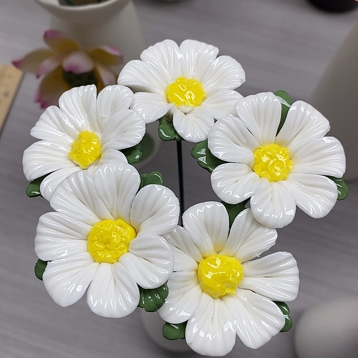 陶瓷陶瓷材料小雏菊