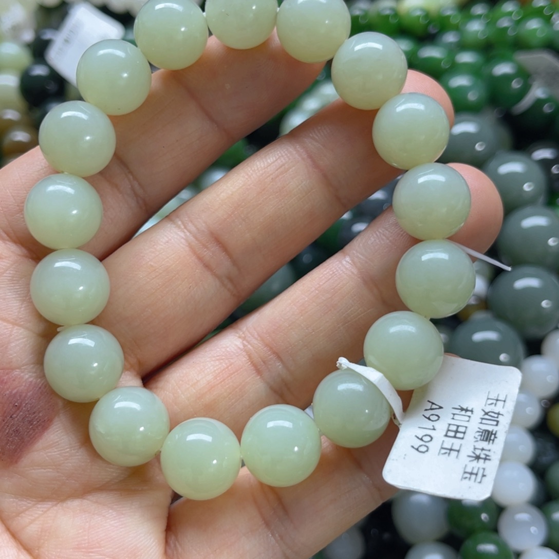 未镶嵌手串和田玉