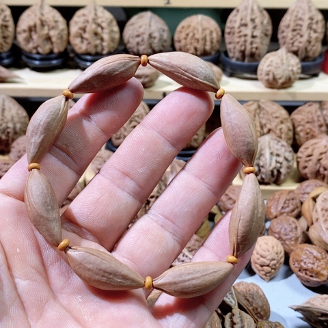文玩核桃把件橄榄核柳叶