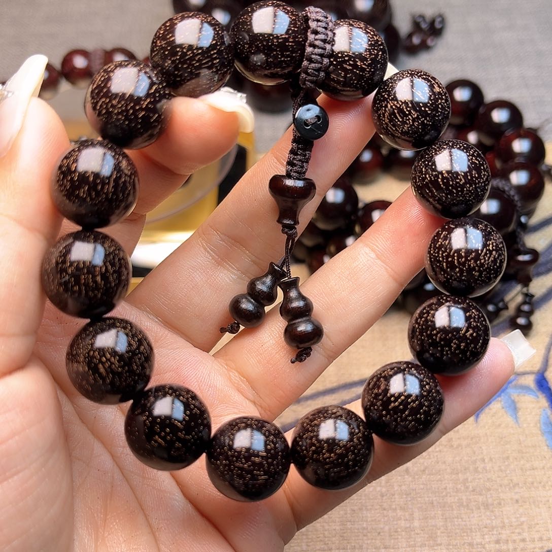 檀香紫檀（小叶紫檀）1.5 15颗爆星