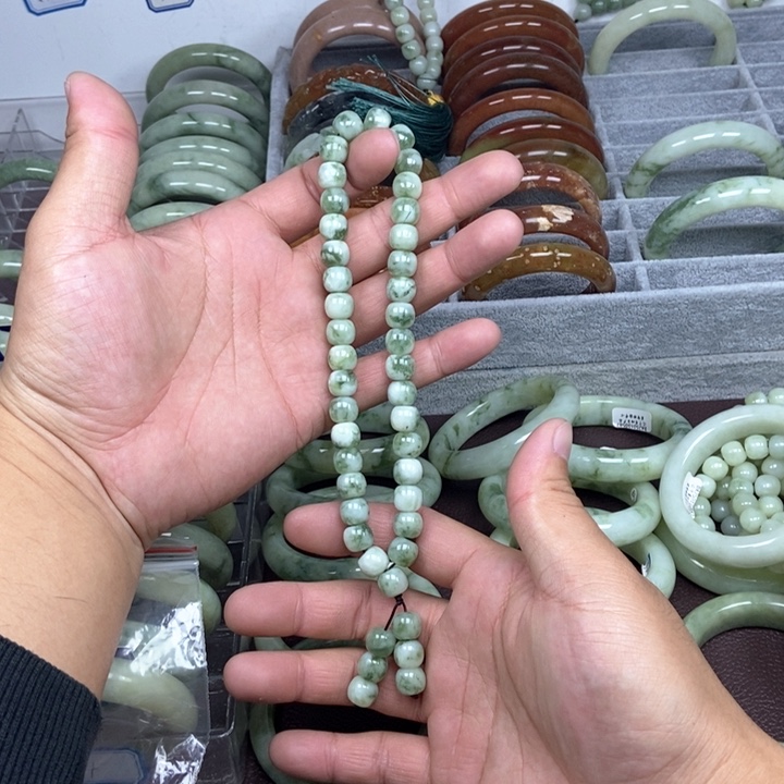 蛇纹石玉手链未镶嵌