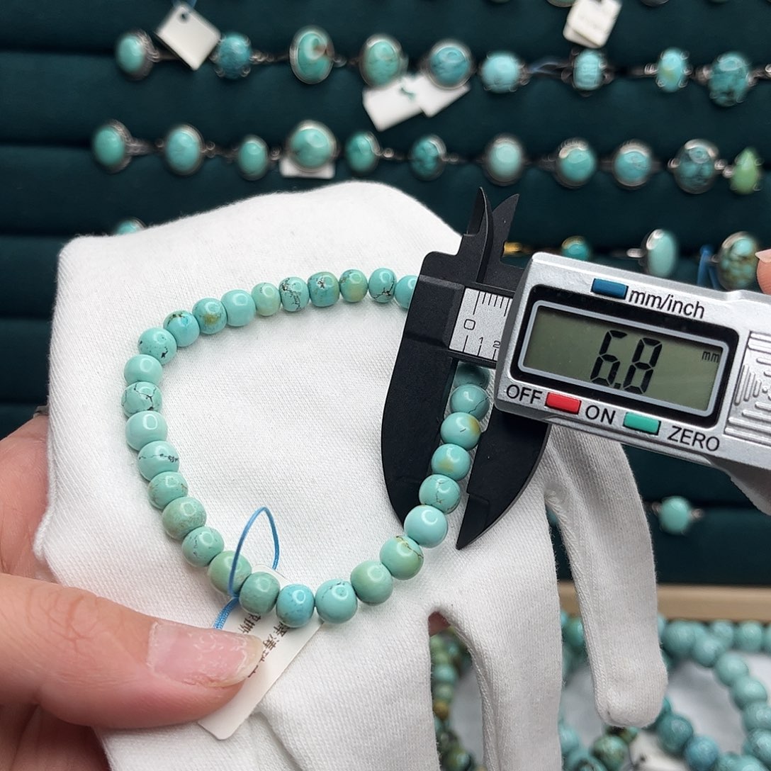 绿松石绿松石未镶嵌