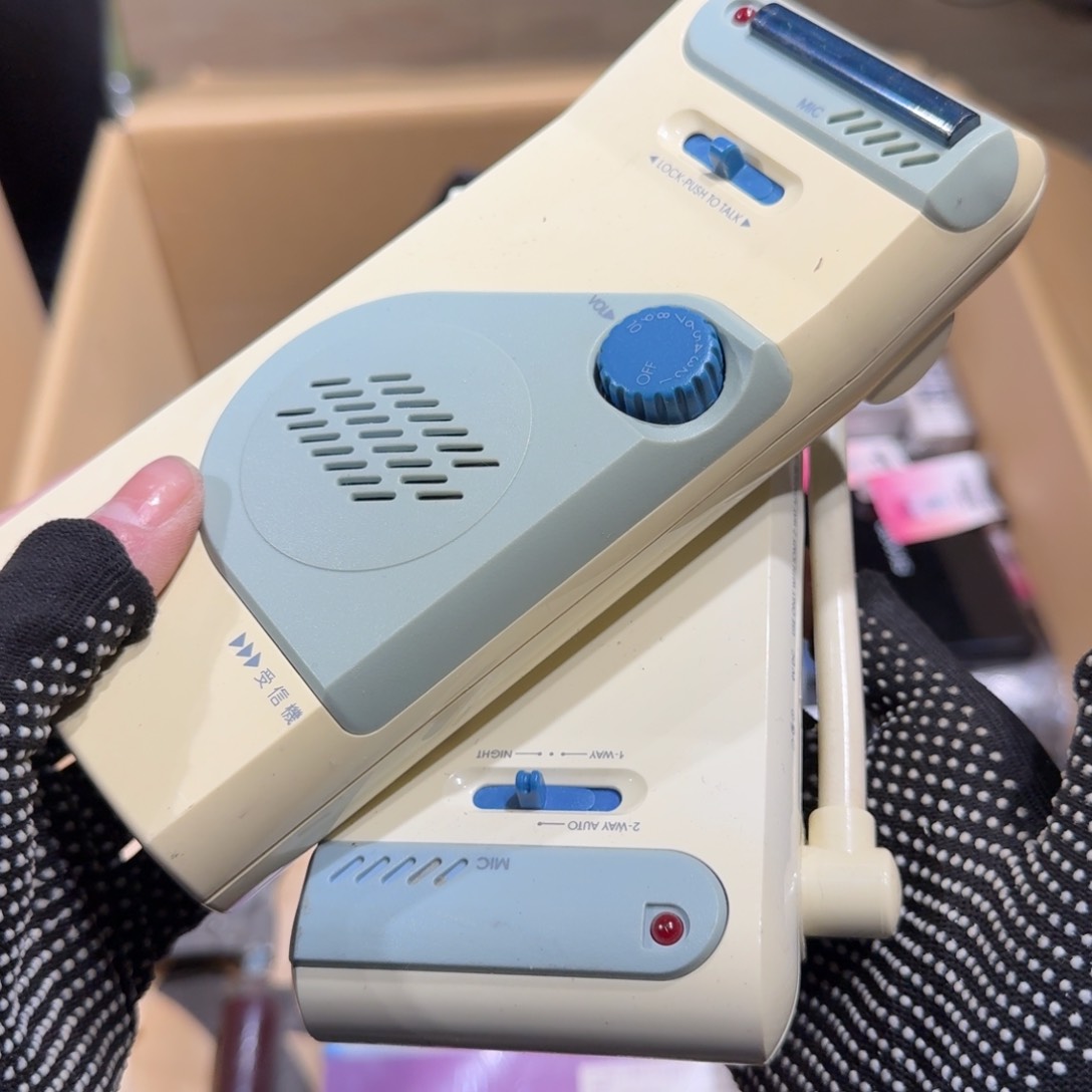 岩*8新中古物品，谨慎下单，不保好坏909