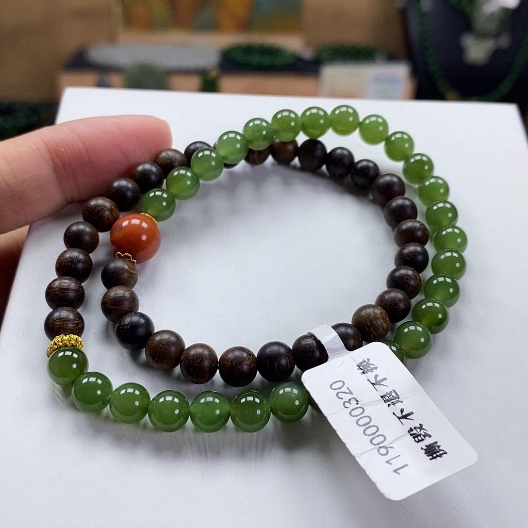 和田玉（碧玉）未镶嵌颈饰