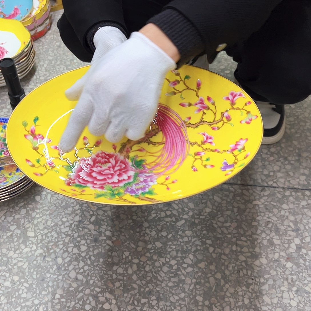 瓷12英寸1平黄。。。。。。。。。。