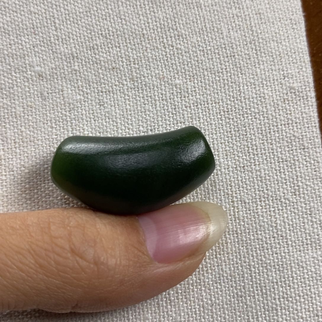 吊坠(不含链)未镶嵌和田玉志***?定制