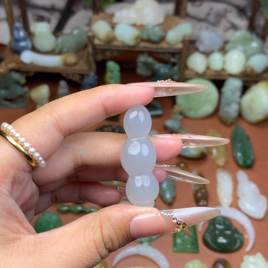 和田玉未镶嵌挂件