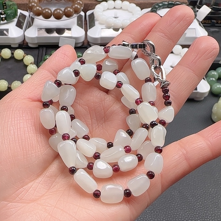 和田玉手串未镶嵌