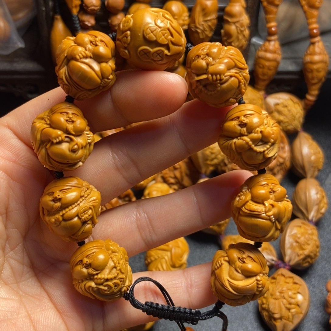【闪购商品】手串/手链橄榄核家**景瑞兽财神