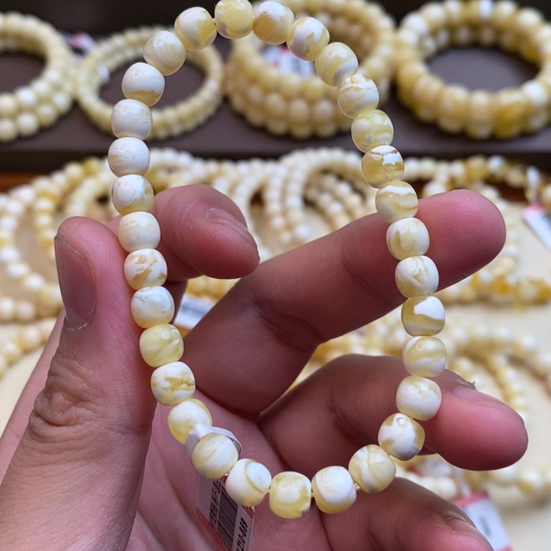 四***欧琥珀未镶嵌珠宝奇石6.5mm