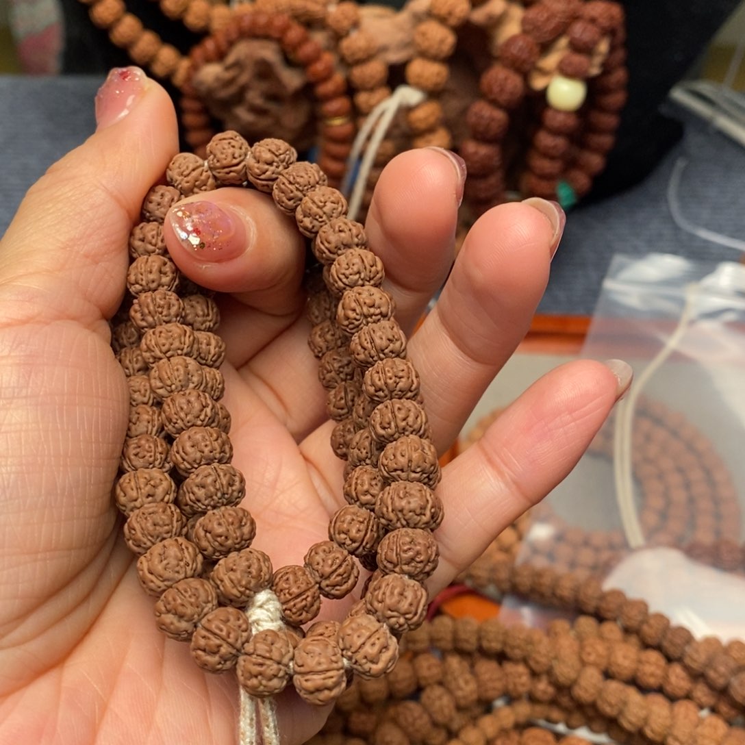 金刚菩提把件ζ****°纯血树王108