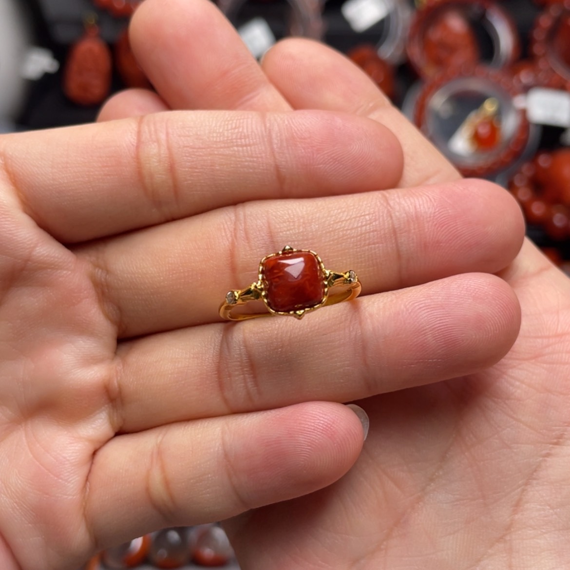 【闪购商品】银S925镶嵌牛血红戒指南红玛瑙