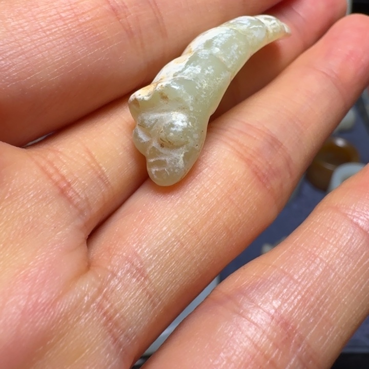 未镶嵌和田玉（糖玉）挂件