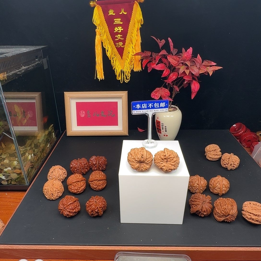 文玩核桃吊坠门墩