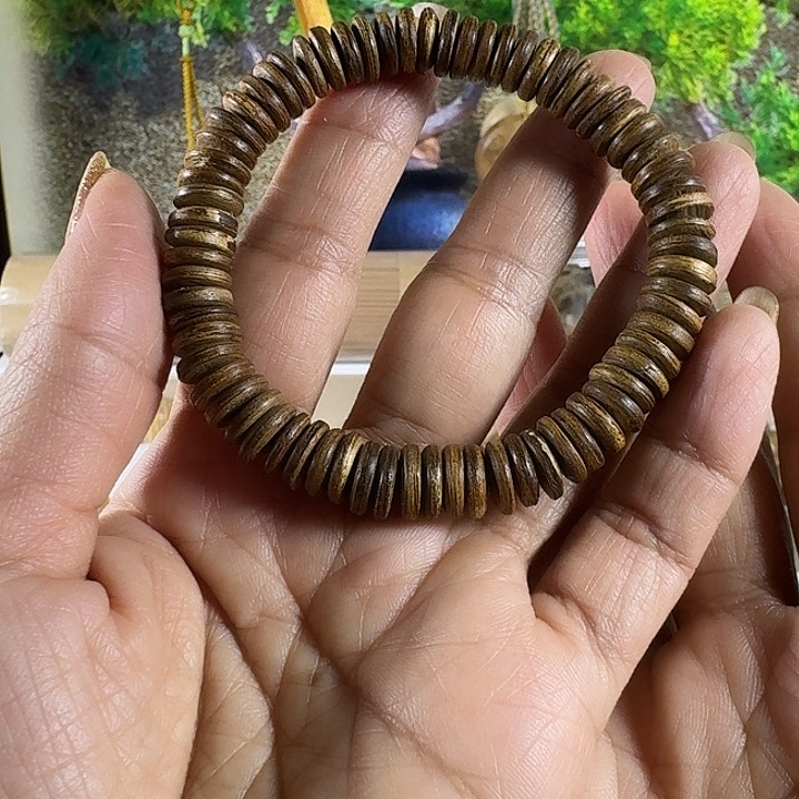 刁***六沉香手串达拉干沉香