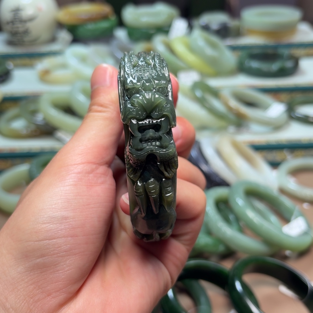 和田玉未镶嵌手镯58.8 