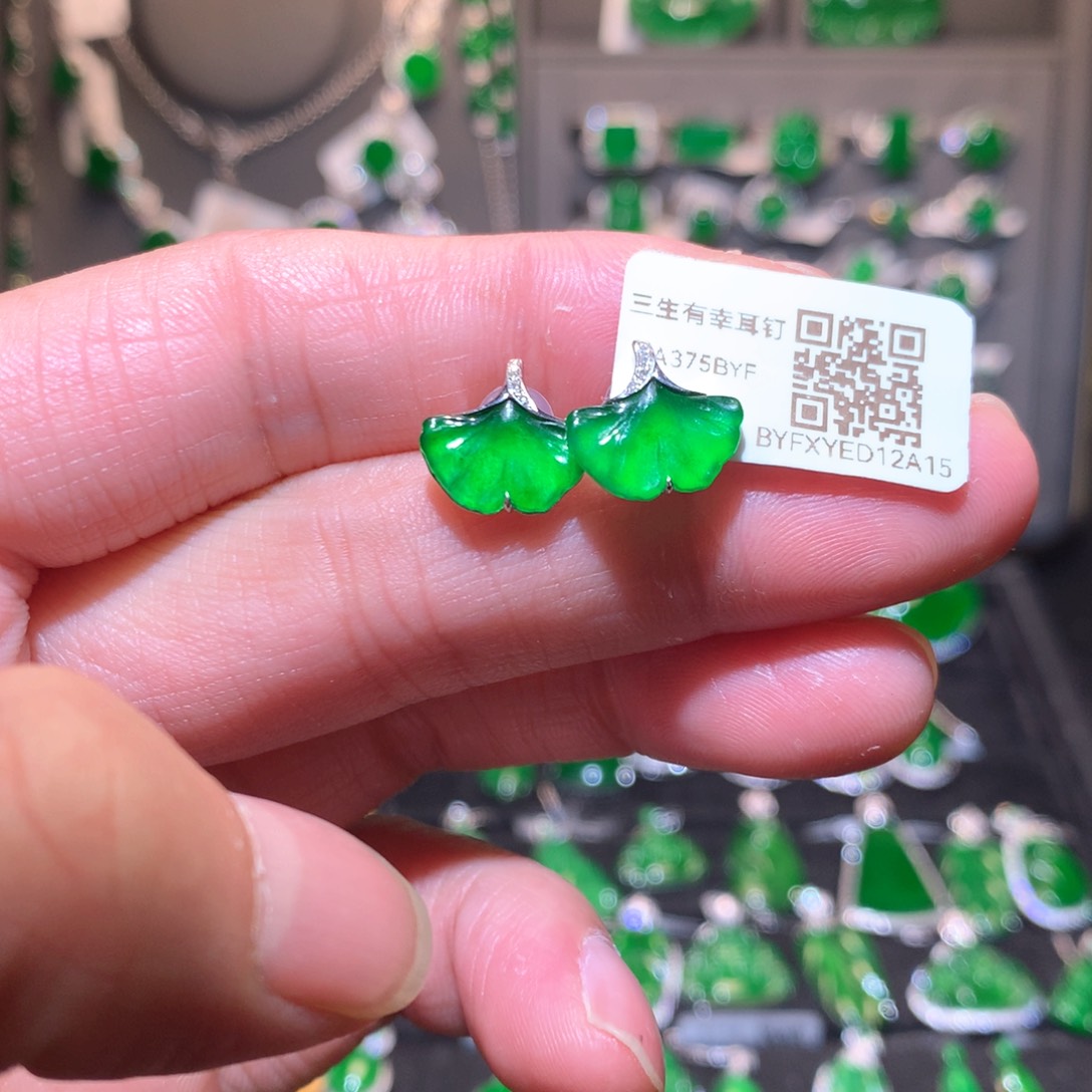 翡翠耳钉18K金镶嵌天然翡翠