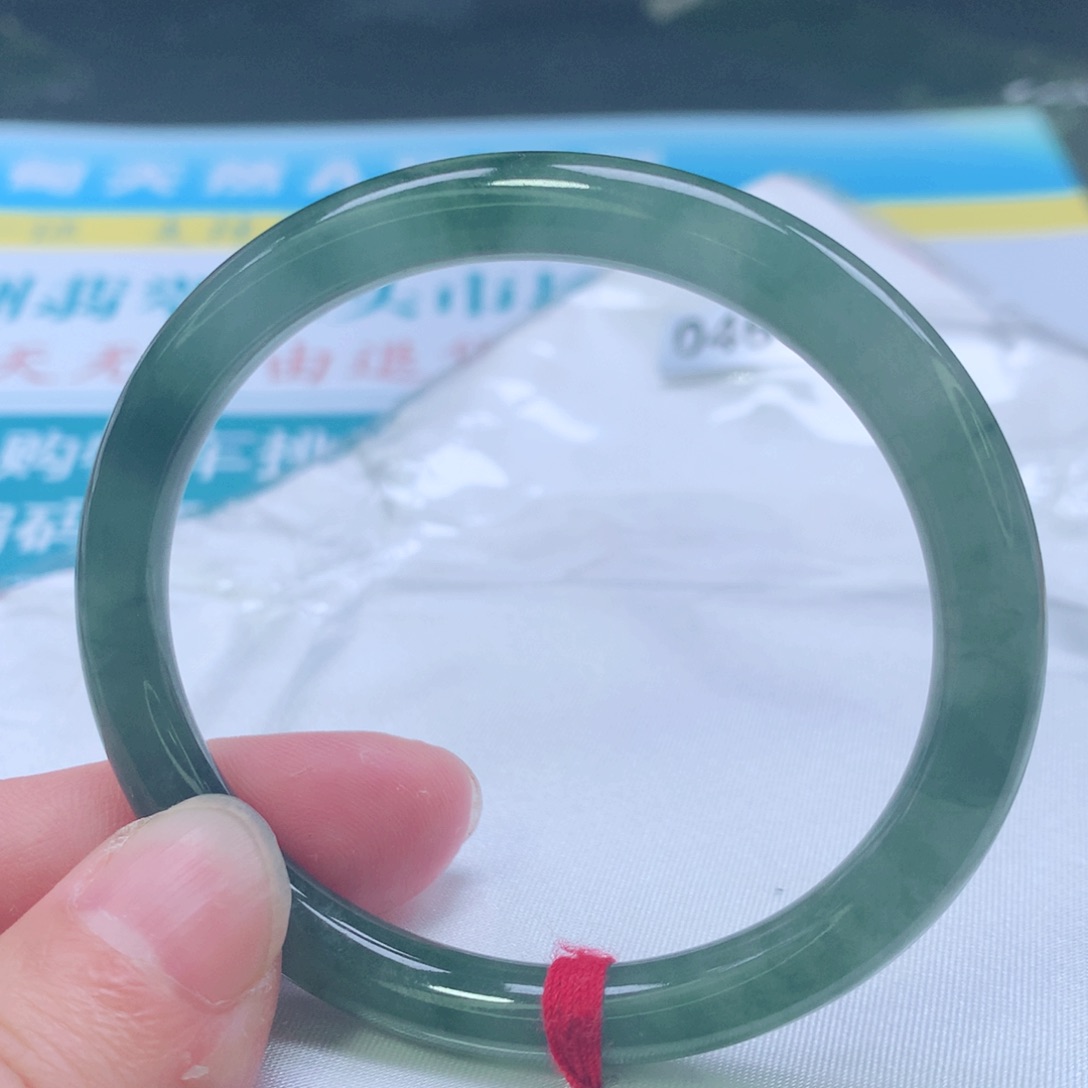 翡翠手镯（贵妃镯）未镶嵌0466号