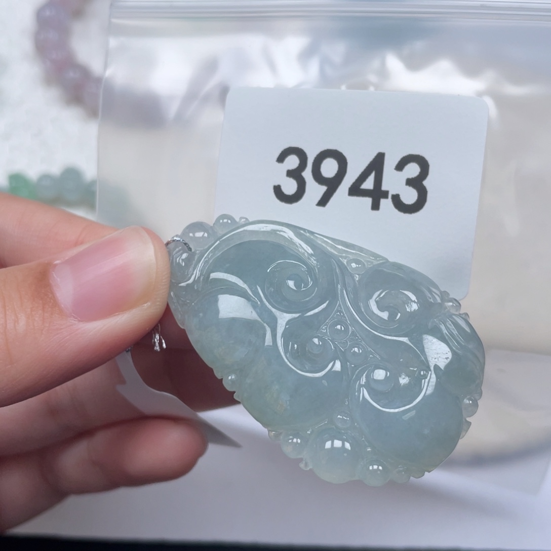 翡翠未镶嵌颈饰天然A货缅甸翡翠