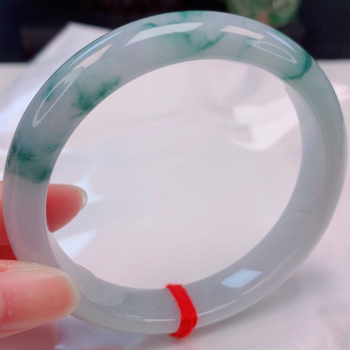 翡翠未镶嵌手镯56圈