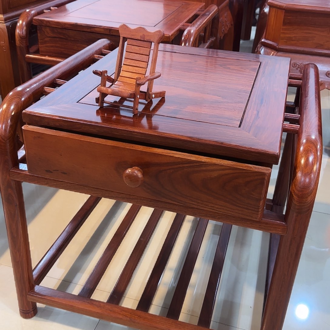 紫檀木类家具国标红木刺猬紫檀边几发电机毛胚