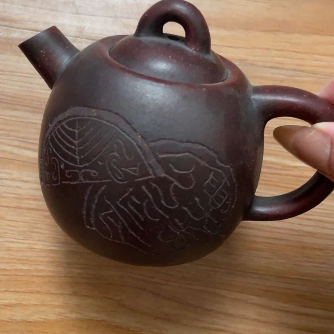 茶壶底槽青紫砂艺术作品