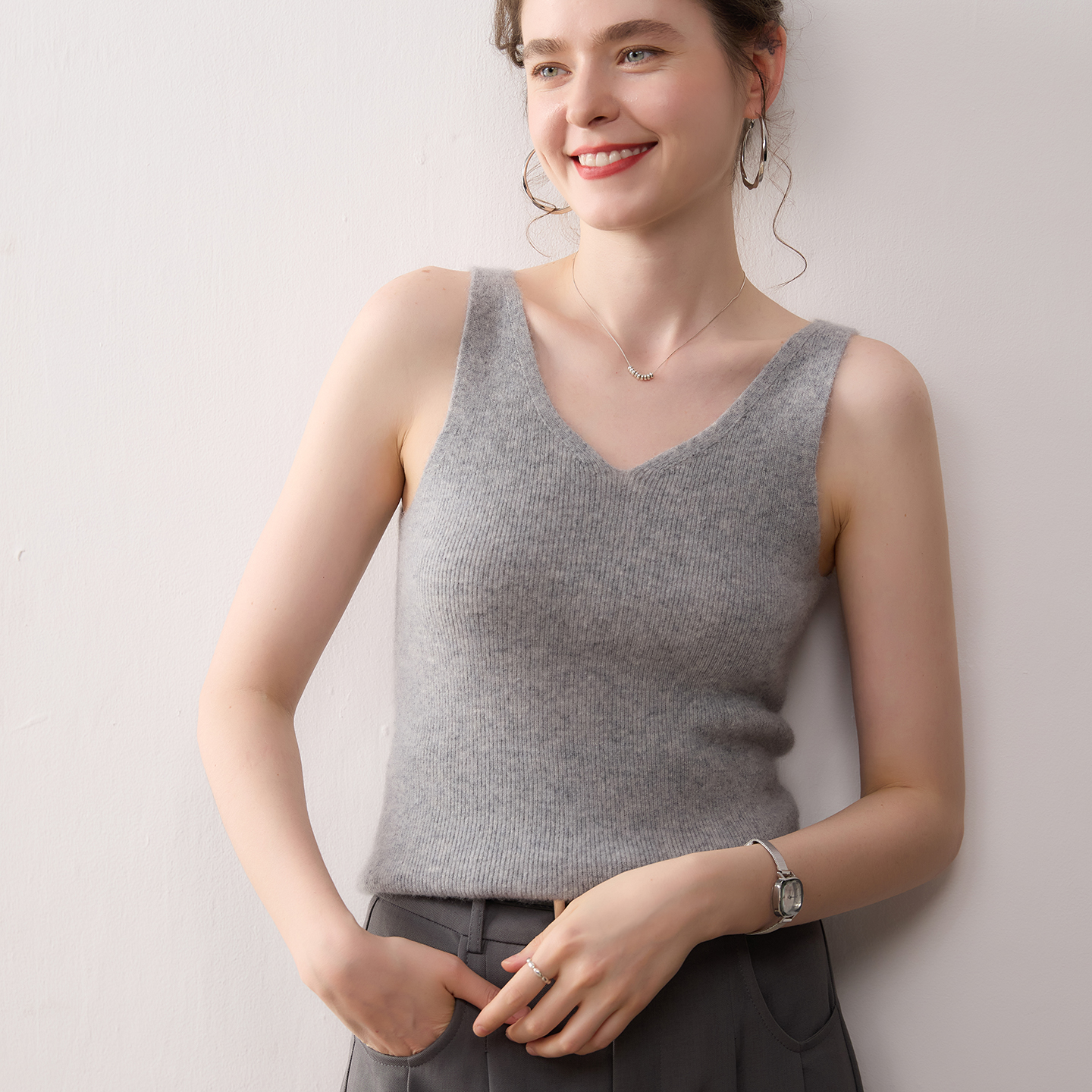 纯山羊绒吊带背心女套头V领纯色无袖百搭修身打底内搭针织衫上衣