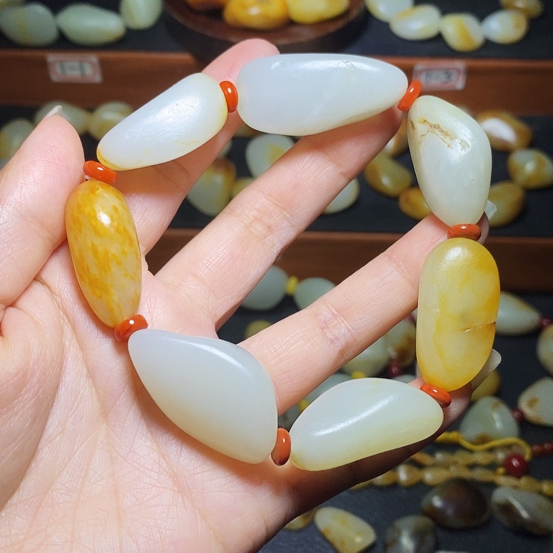 和田玉未镶嵌手链