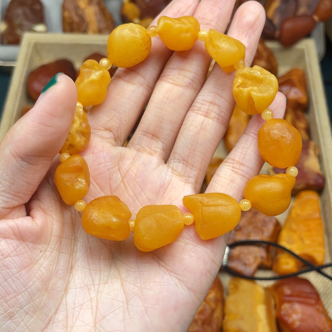 琥珀未镶嵌珠宝奇石