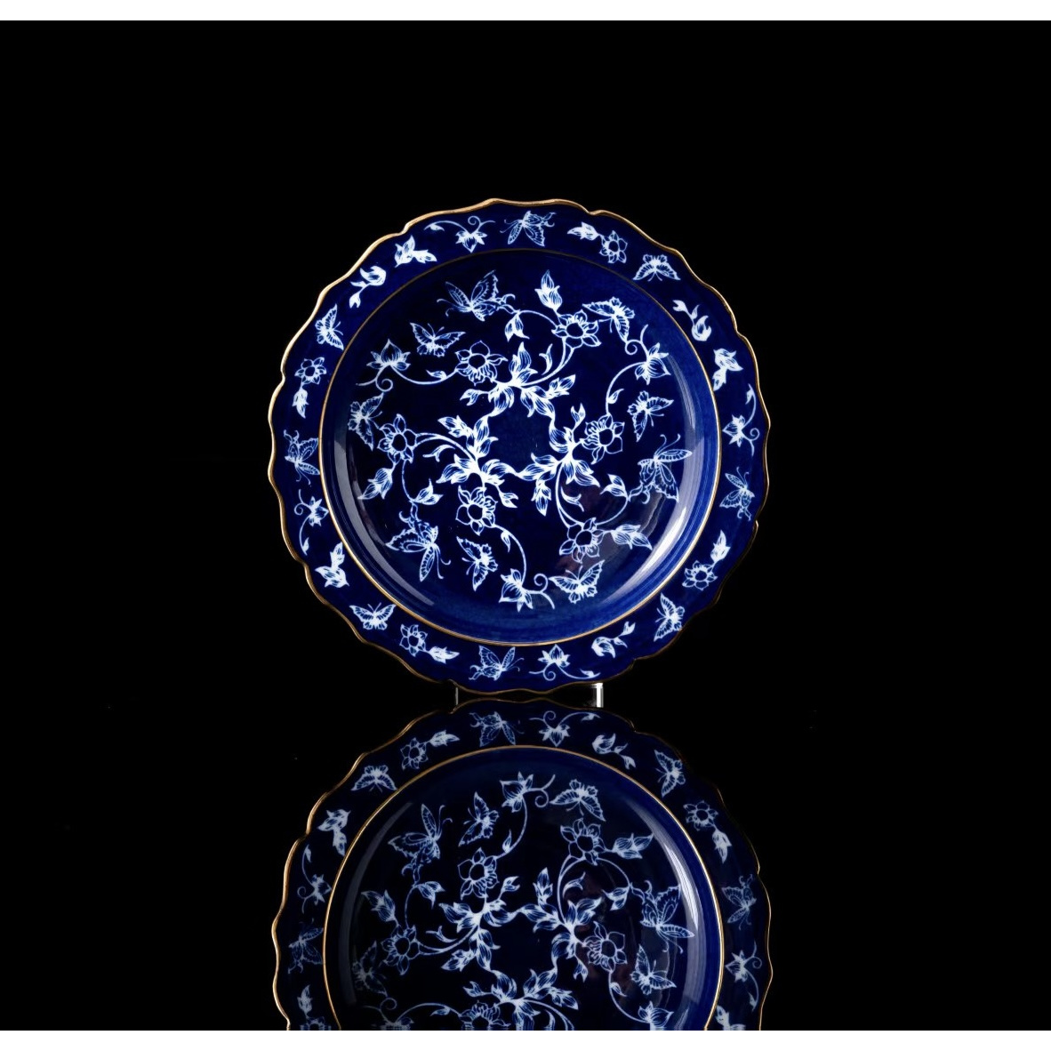 造白-洒蓝缠枝莲壶承597