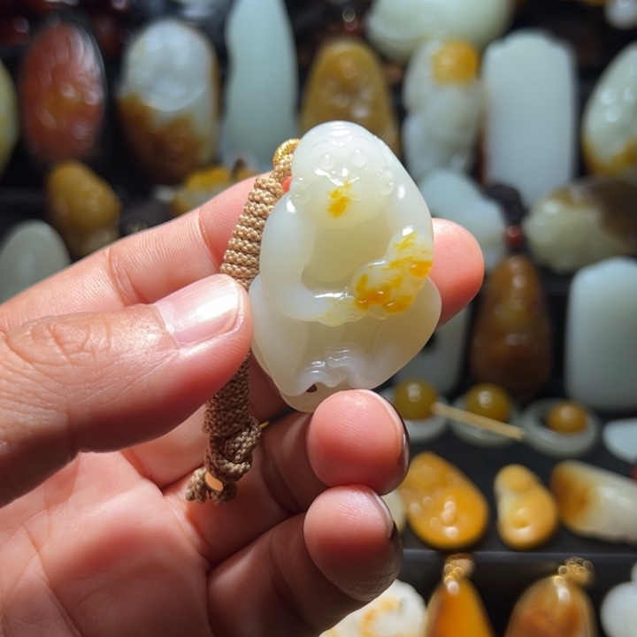 和田玉未镶嵌吊坠(不含链)