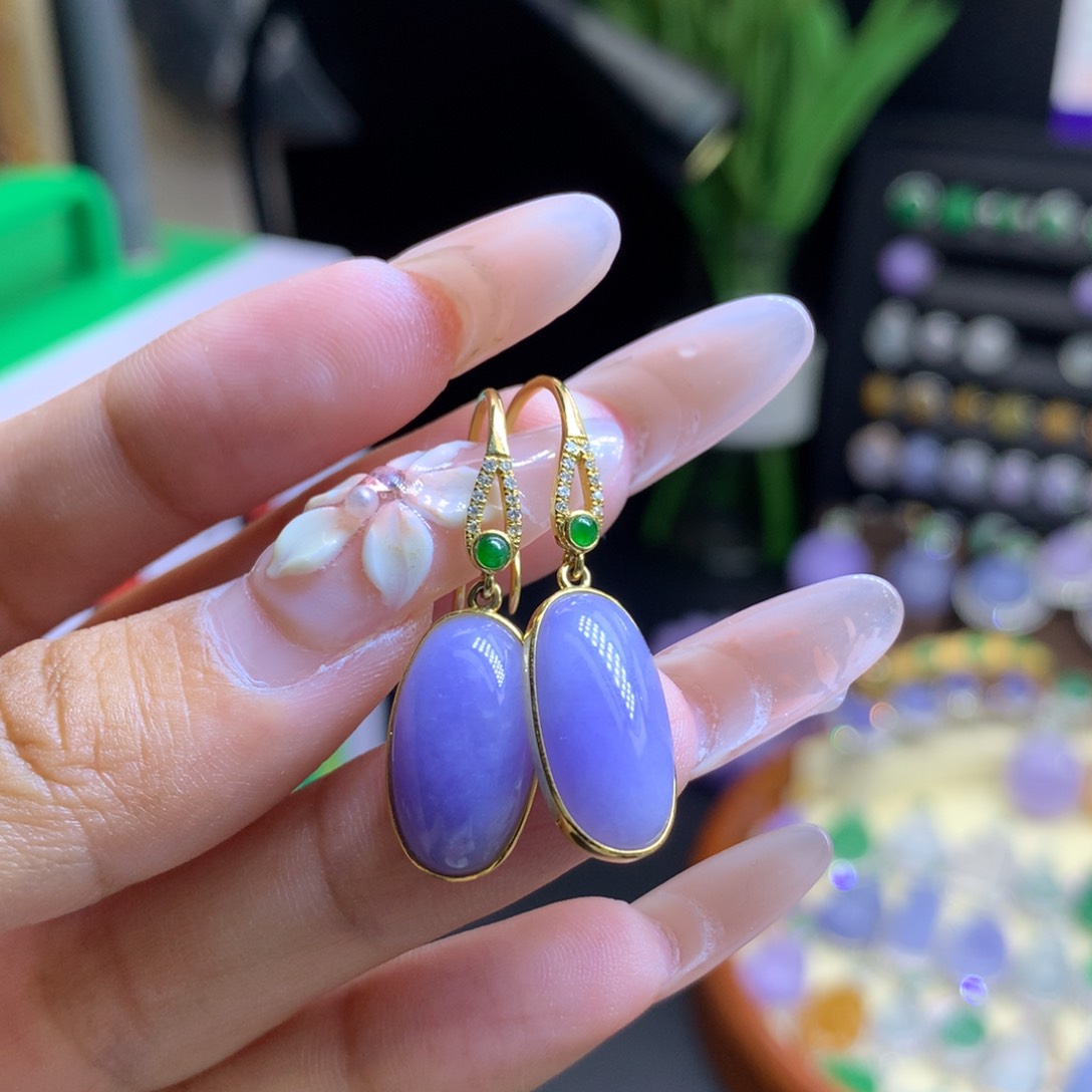 翡翠18K金镶嵌颈饰天然