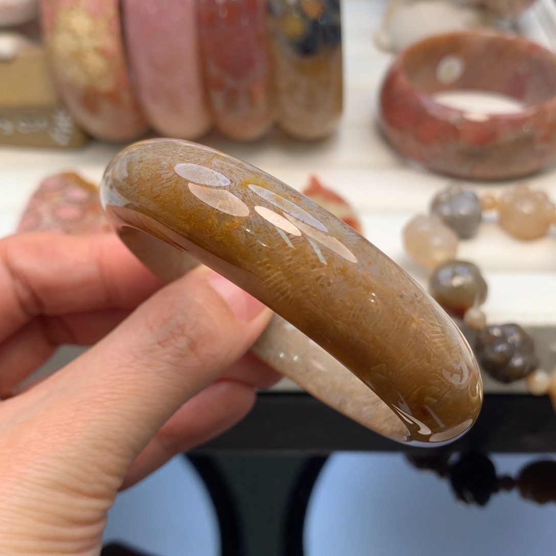 硅化珊瑚（珊瑚玉）手镯未镶嵌56.2口凤尾窄条