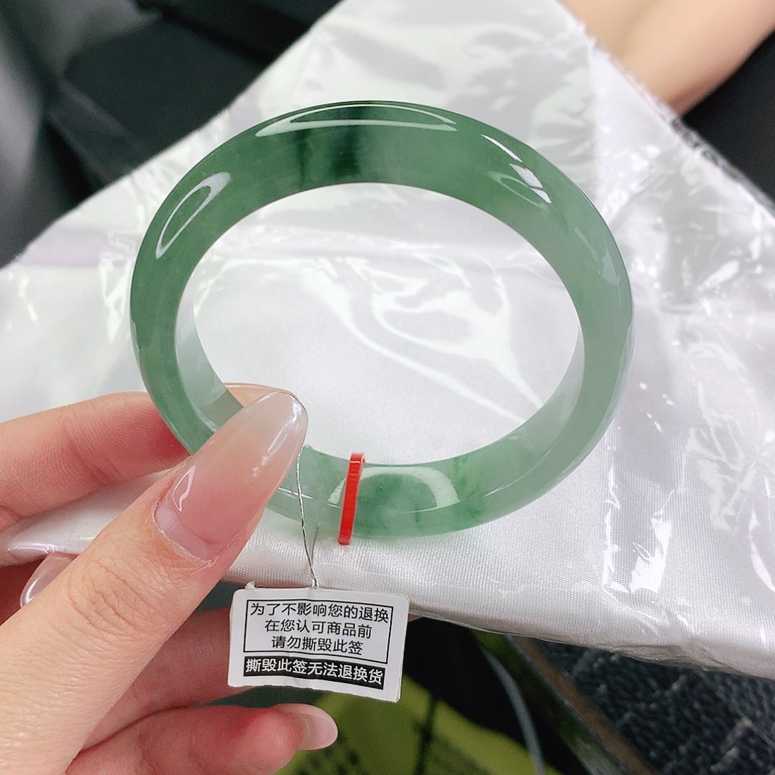 未镶嵌手镯翡翠52圈