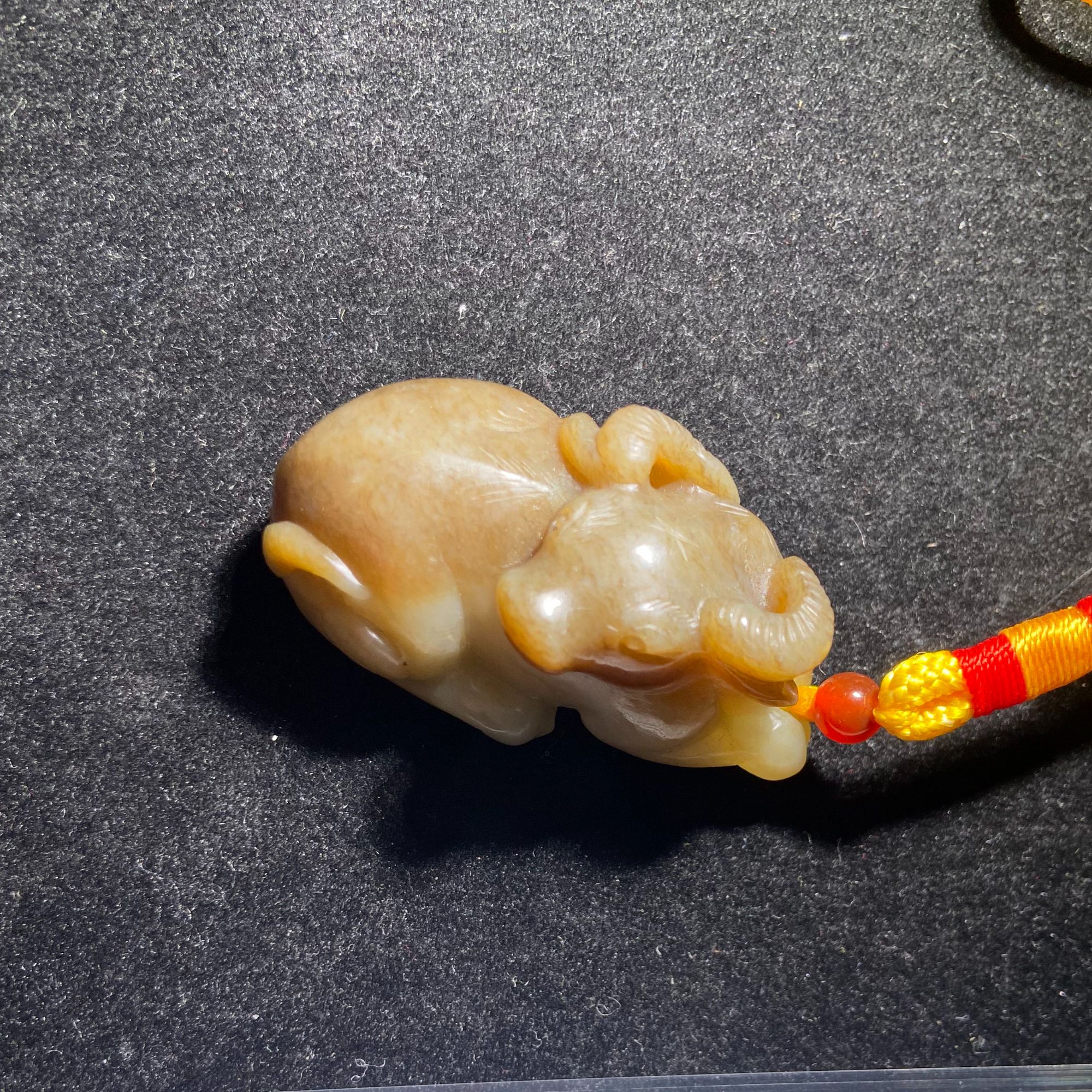 【民国】和田玉挂件扭转乾坤题材大展北京文物商店609482