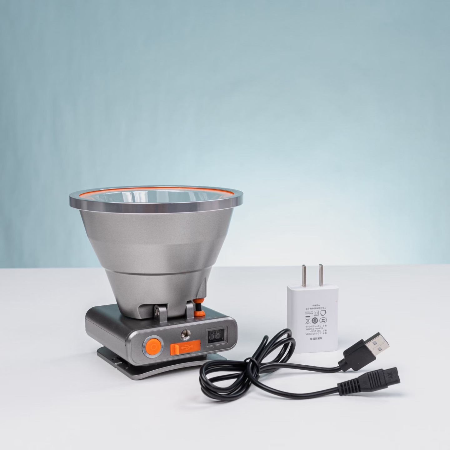 猎霸一号新品K105高亮激光大光圈4节锂电头灯照明10小时以上