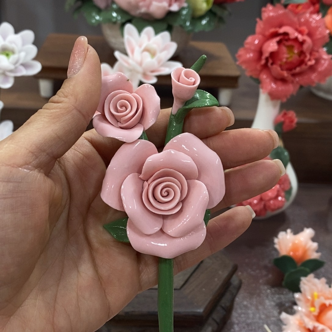 摆件陶瓷手工花摆件