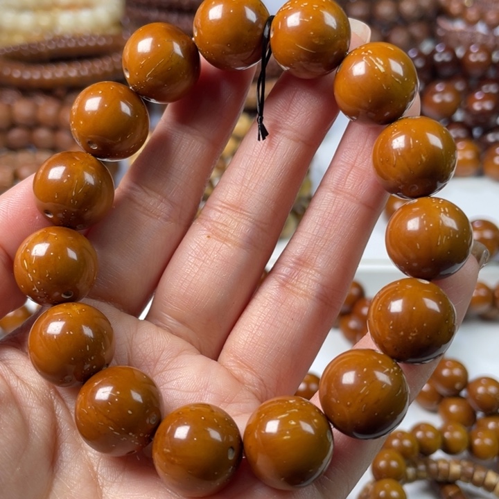 紫金鼠手串15尺寸练手瑕疵款（多棕线小白斑）