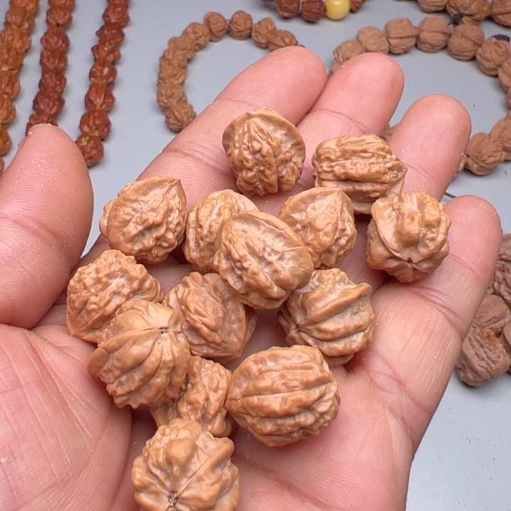 吊坠猴头核桃河****司金蟾17太空舱