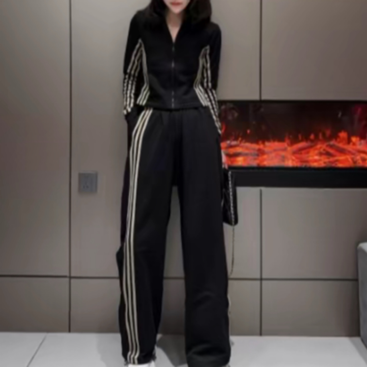 2025春季新款拉链拼条套装时尚洋气裤脚抽绳俩穿