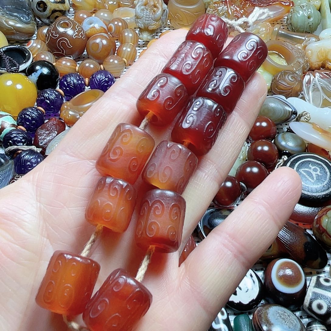 玛瑙/玉髓挂件未镶嵌