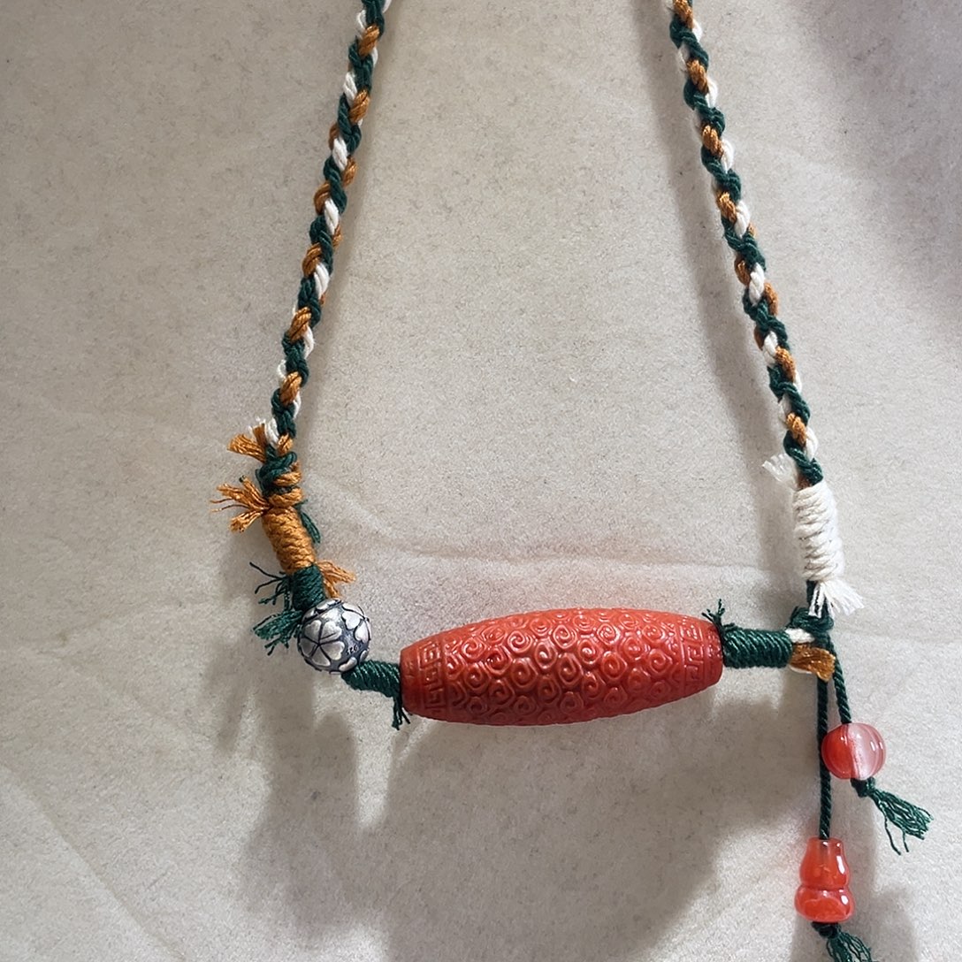 南红玛瑙银S925镶嵌颈饰大气款