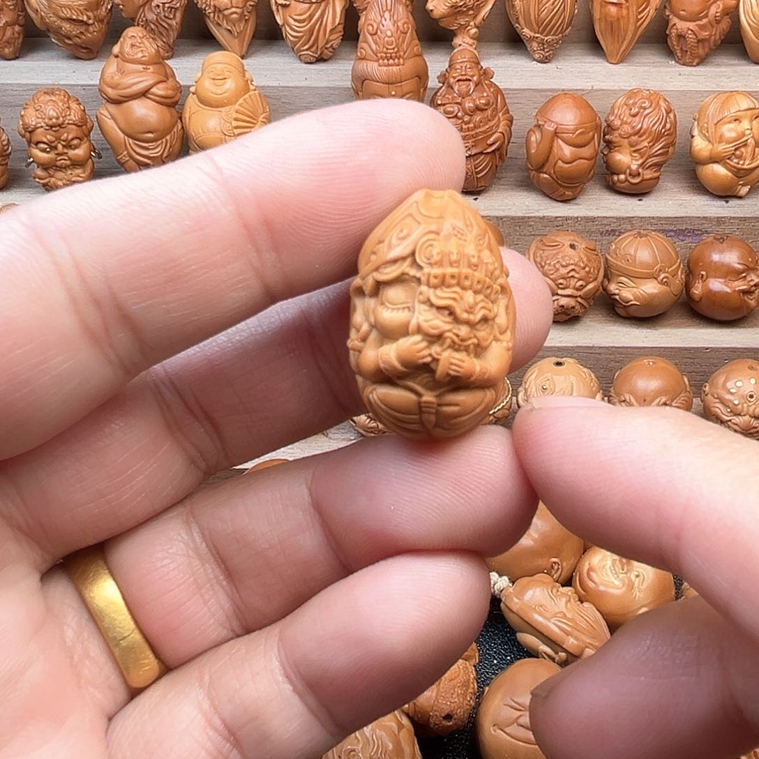 橄榄核吊坠18拉姆福利